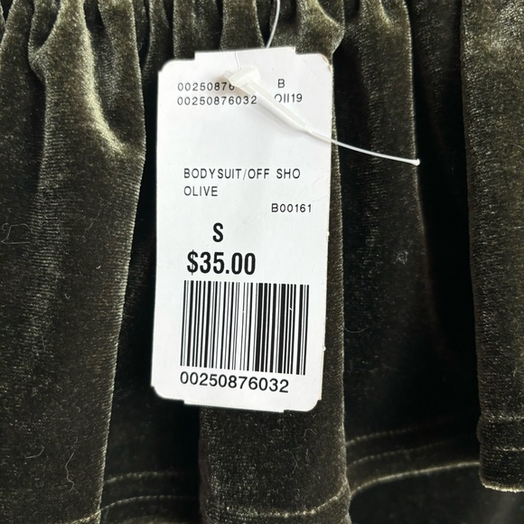 NUDE Green Velvet Off Ruffled Shoulder Bodysuit - Picture 5 of 6